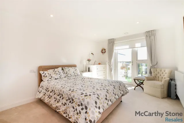 Studio Way, Borehamwood, WD6, photo 2