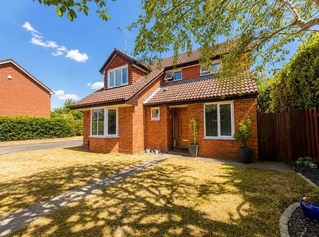 Thornbers Way, Charvil, RG10, photo 1