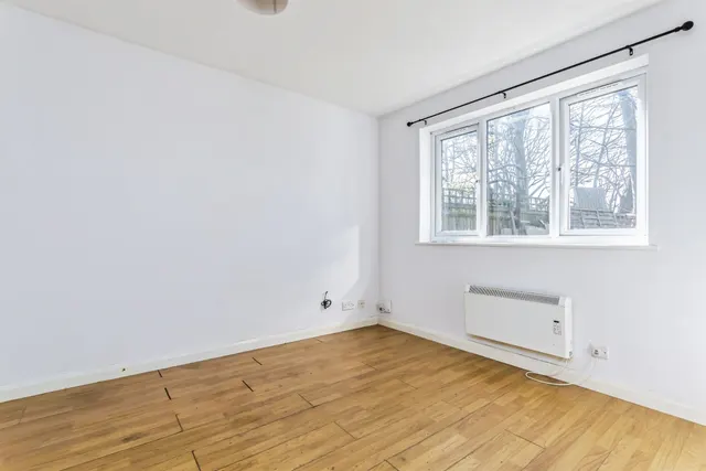 Sherwood Road, Tunbridge Wells, photo 1
