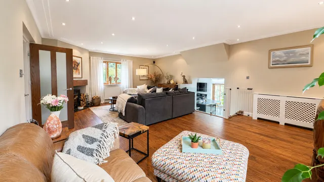Photo 3 — Codicote Road, Welwyn, AL6