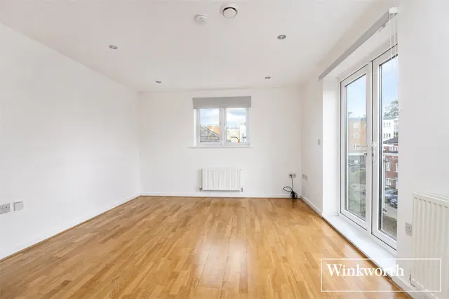 2 bedroom flat — Taylor Court, Todd Close, Borehamwood, Hertfordshire, WD6