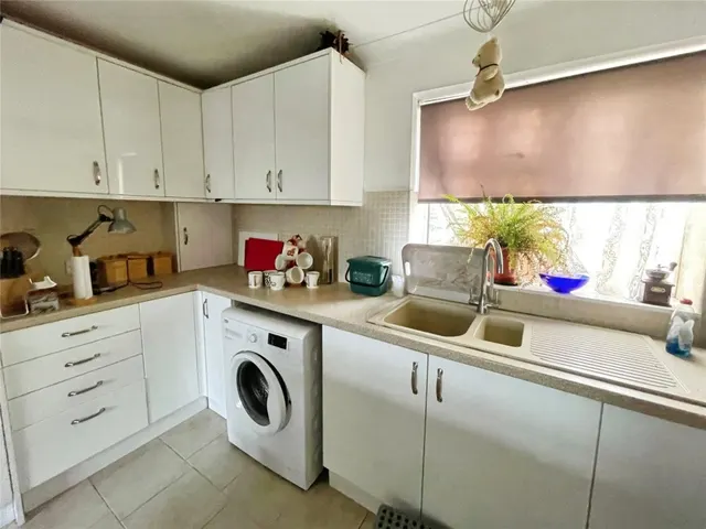 Flat Under Offer with 1 bedroom in Harlow, CM19, photo 3