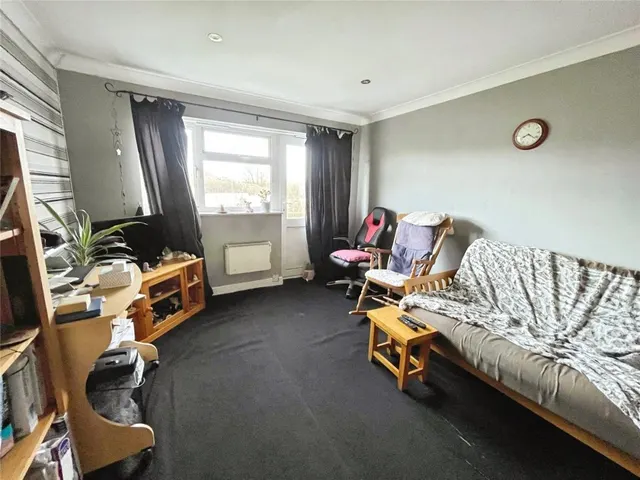Flat Under Offer with 1 bedroom in Harlow, CM19, photo 2