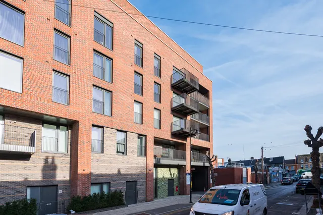 FLAT 167, Cornwell House, 4 St. John's Road, London, photo 1