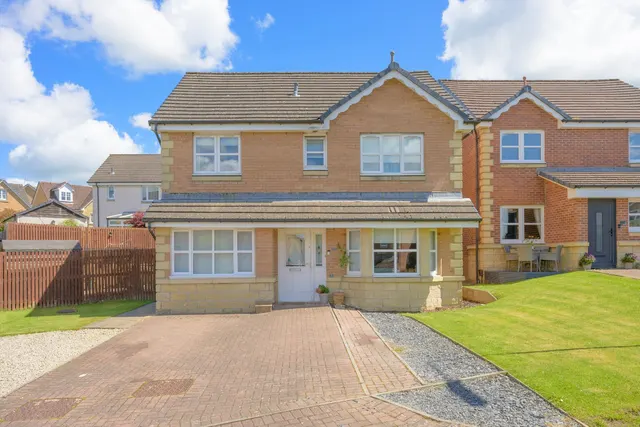 Alford Way, Dunfermline, KY11 8BF, photo 1