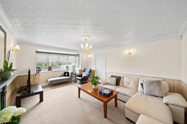 Photo 3 — Nicol Road, Ashton-In-Makerfield, Wigan, Wigan, WN4 8LU
