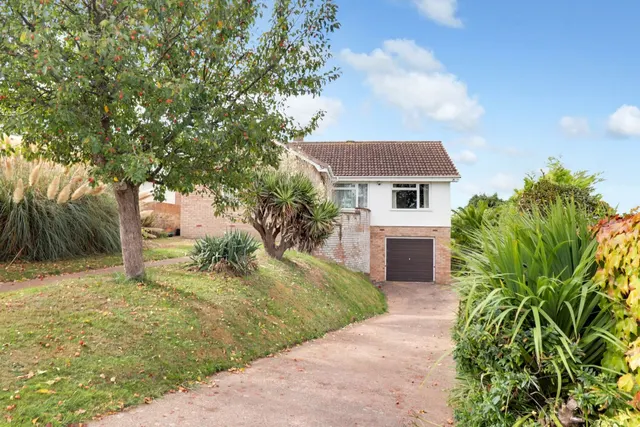 Chichester Close, Exmouth, EX8, photo 1