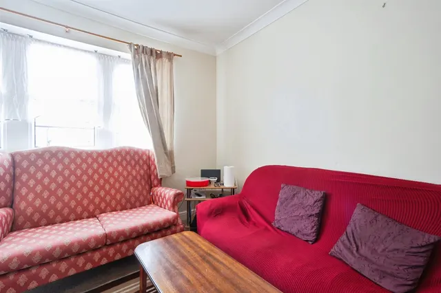 Holland Park, Bradford, BD9, photo 2