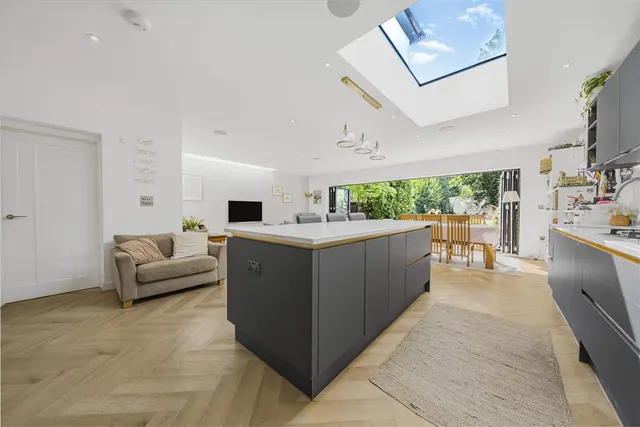 Photo 2 — Lawn Close, Datchet, Slough, SL3 9JZ