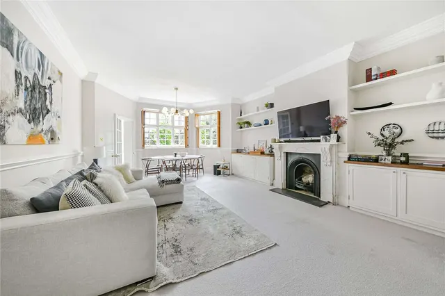 Eton Avenue, Belsize Park, London, NW3 3EL, photo 1