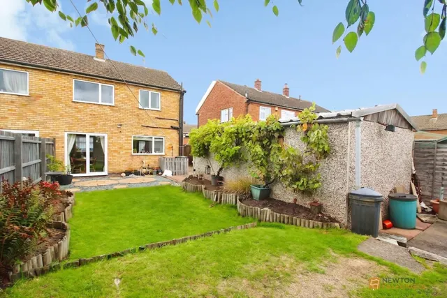 Allington Drive, Birstall, LE4, photo 2