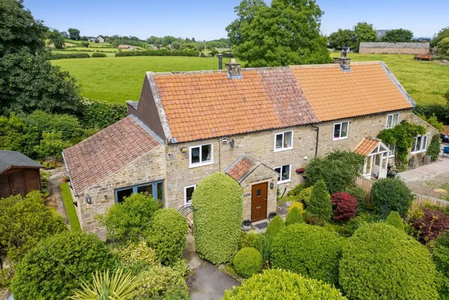 Hutts Lane, Grewelthorpe, photo 1