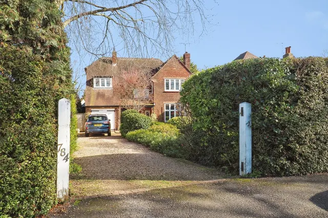 Wollaton Road, Wollaton, Nottingham, NG8, photo 1