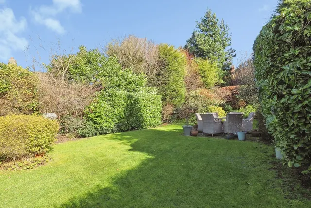 Photo 3 — Wollaton Road, Wollaton, Nottingham, NG8