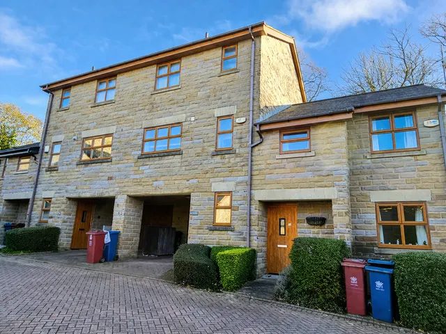 Church Gardens, Longridge, Longridge, Lancashire, PR3 3WG, photo 1