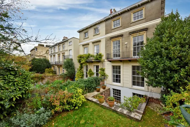 Canynge Square, Clifton, BS8, photo 1