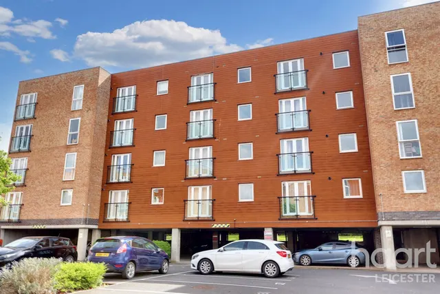 Pavilion Close, Leicester, LE2, photo 2