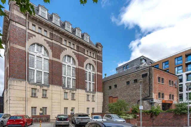 1 bedroom flat, Tower, Redcliffe, BS1
