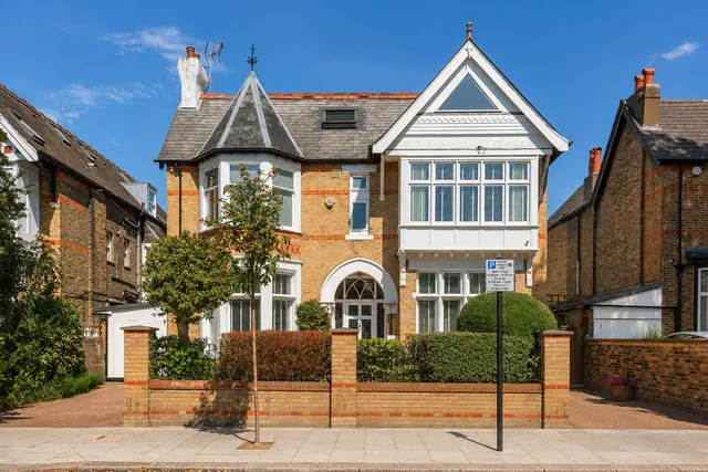 Hamilton Road, London, W5, photo 1
