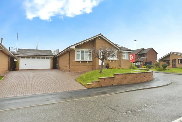 Broadlands Avenue, Owlthorpe, Sheffield, South Yorkshire, S20, photo 1