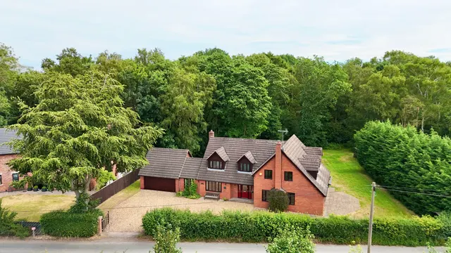 The Spinney Wrenbury Road, Aston, CW5, photo 1
