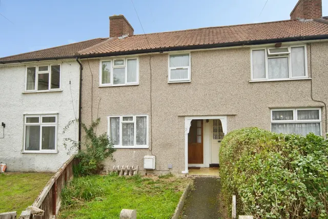 Powell Gardens, Dagenham, RM10, photo 1