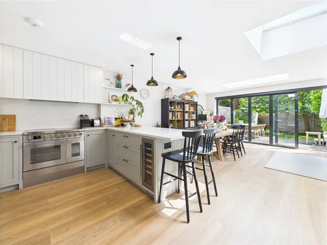Fairfax Road, Teddington, TW11, photo 3