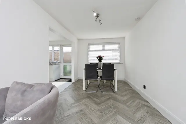 St. Albans Close, Ashington, NE63, photo 3