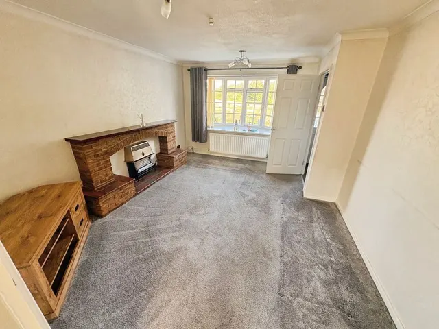 Photo 3 — Kington Close, Willenhall, West Midlands, WV12