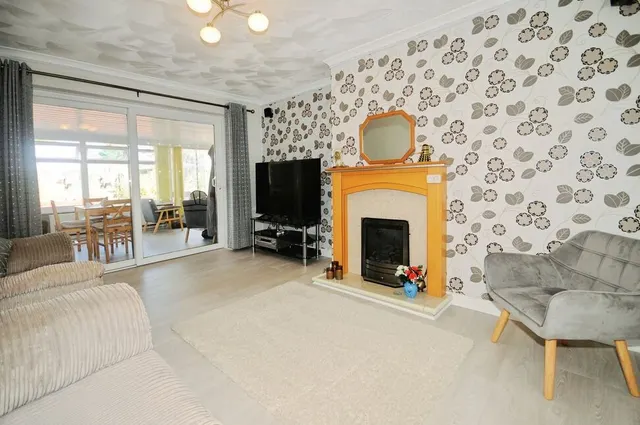 Pankhurst Road, Hoo, Kent, ME3, photo 1