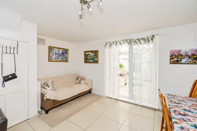 Bluebell Road, Southampton, SO16, photo 3