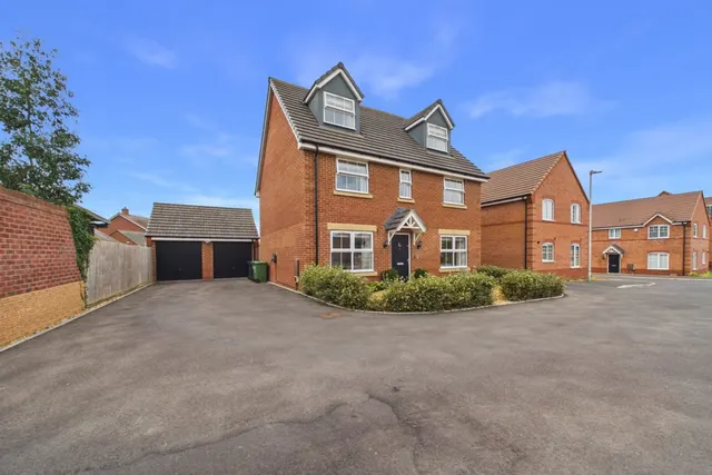 Felthouse Drive, Bishops Tachbrook, CV33, photo 1