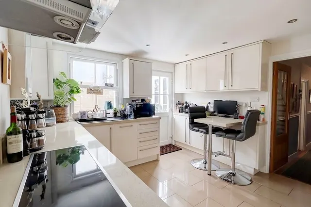 Station Road, Princes Risborough, HP27, photo 2