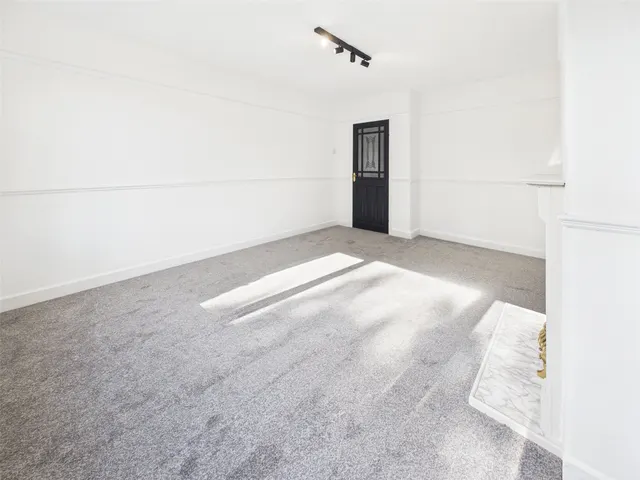 Garland Road, Manchester, M22, photo 3