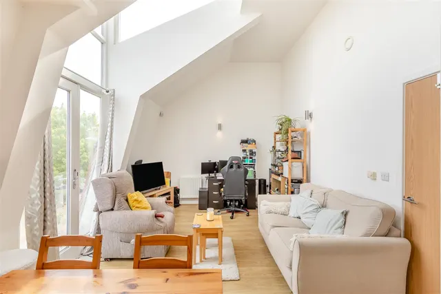 Duke Of York Way, Coxheath, photo 2