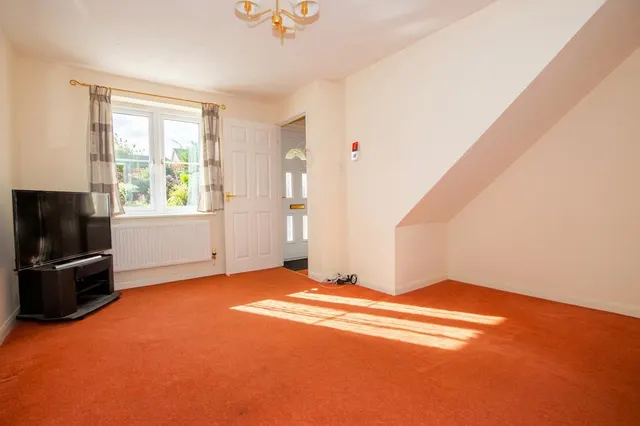 Donne Close, Rushden, NN10, photo 3