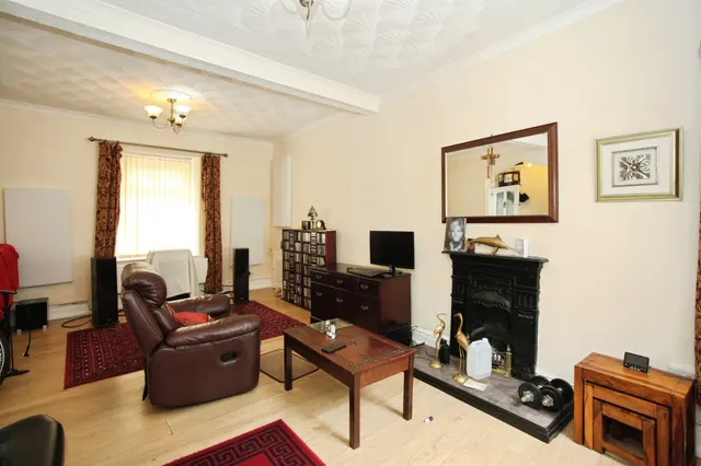 Avon Terrace, Porth, CF39, photo 2