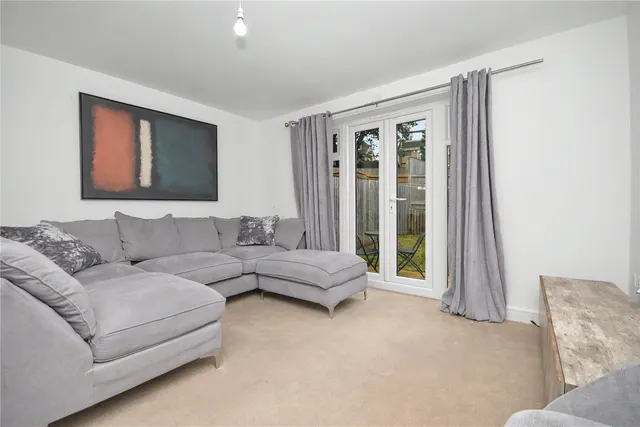 Moseley Beck Lane, Leeds, LS16, photo 2