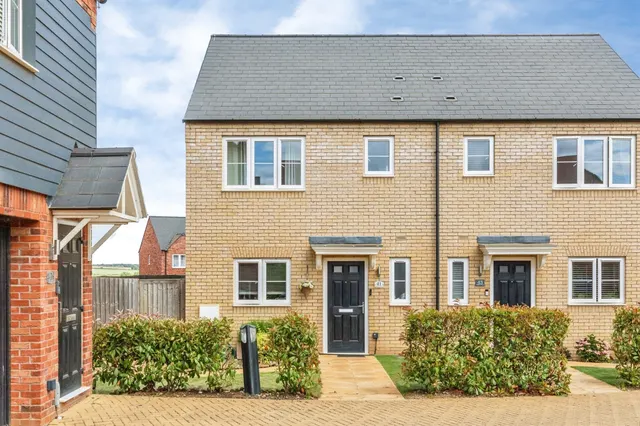 Sulgrave Way, Wellingborough, NN8, photo 1