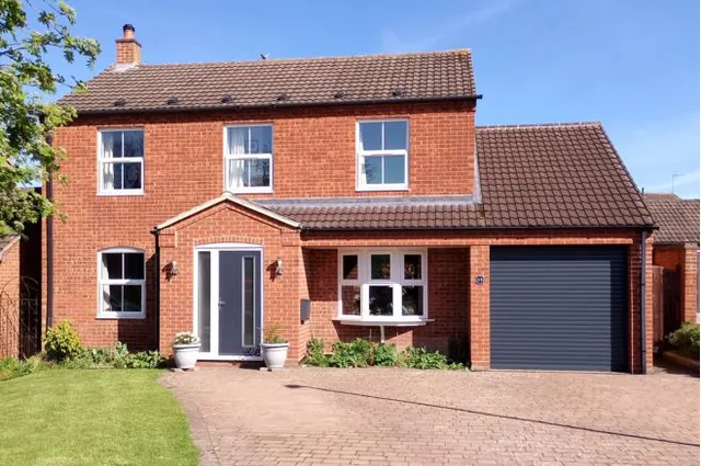 Park Close, Barton Under Needwood, photo 1