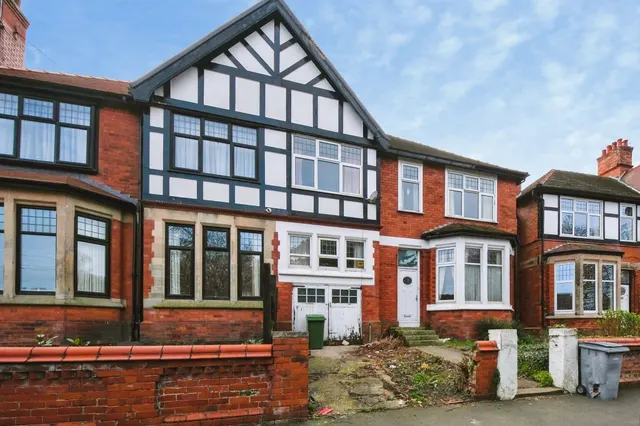Woodland Drive, Wallasey, photo 1
