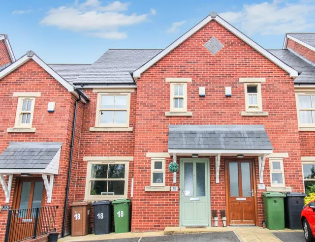 Oak Park Terrace, Leeds, LS16, photo 1