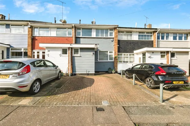 Sunnymede, Chigwell, Essex, IG7, photo 1