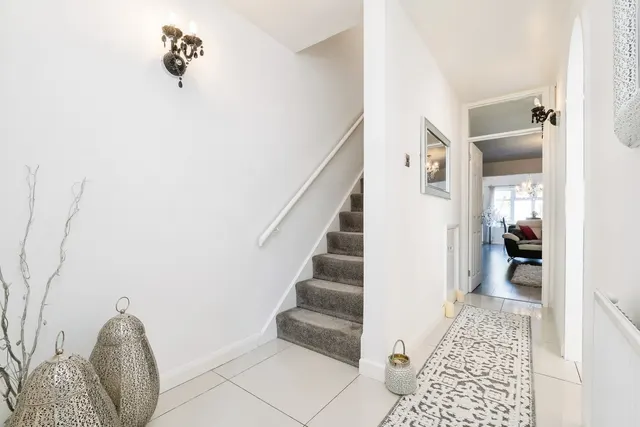 Photo 2 — Sunnymede, Chigwell, Essex, IG7