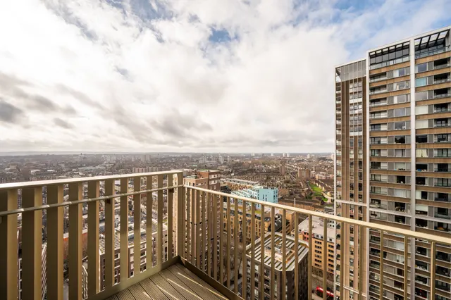 Photo 3 — Apartment 2307, Hawksbury Heights, London