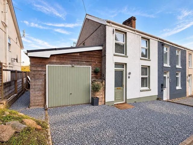 Clydach Road, Craig-Cefn-Parc, SA6, photo 1