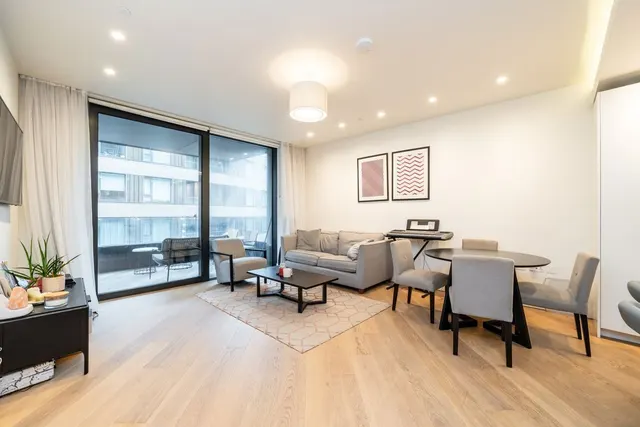 Wood Crescent, W12, photo 2