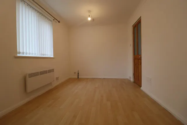 Llwyn Deri Close, Bassaleg, NP10, photo 3