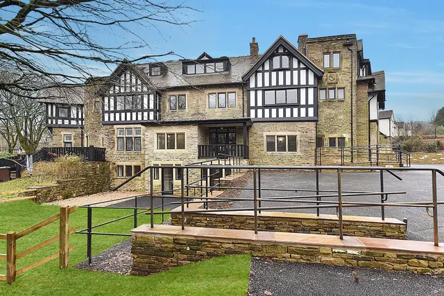 Temple Road, Buxton, photo 1