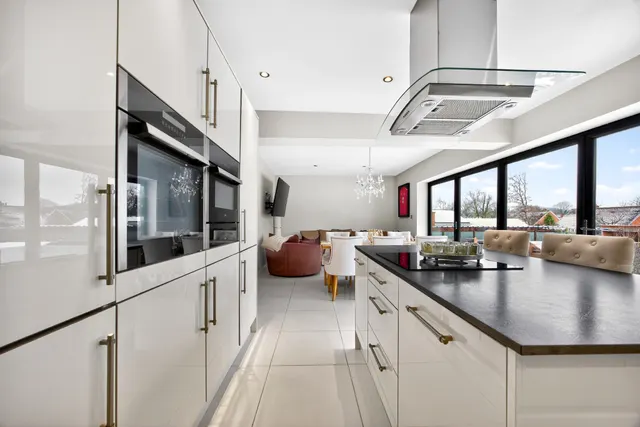 Greenhills Road, Nottingham, NG16, photo 1